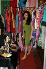 Neha Oberoi at Bizarre Bazaar in Mumbai on 8th Nov 2009 (12).JPG